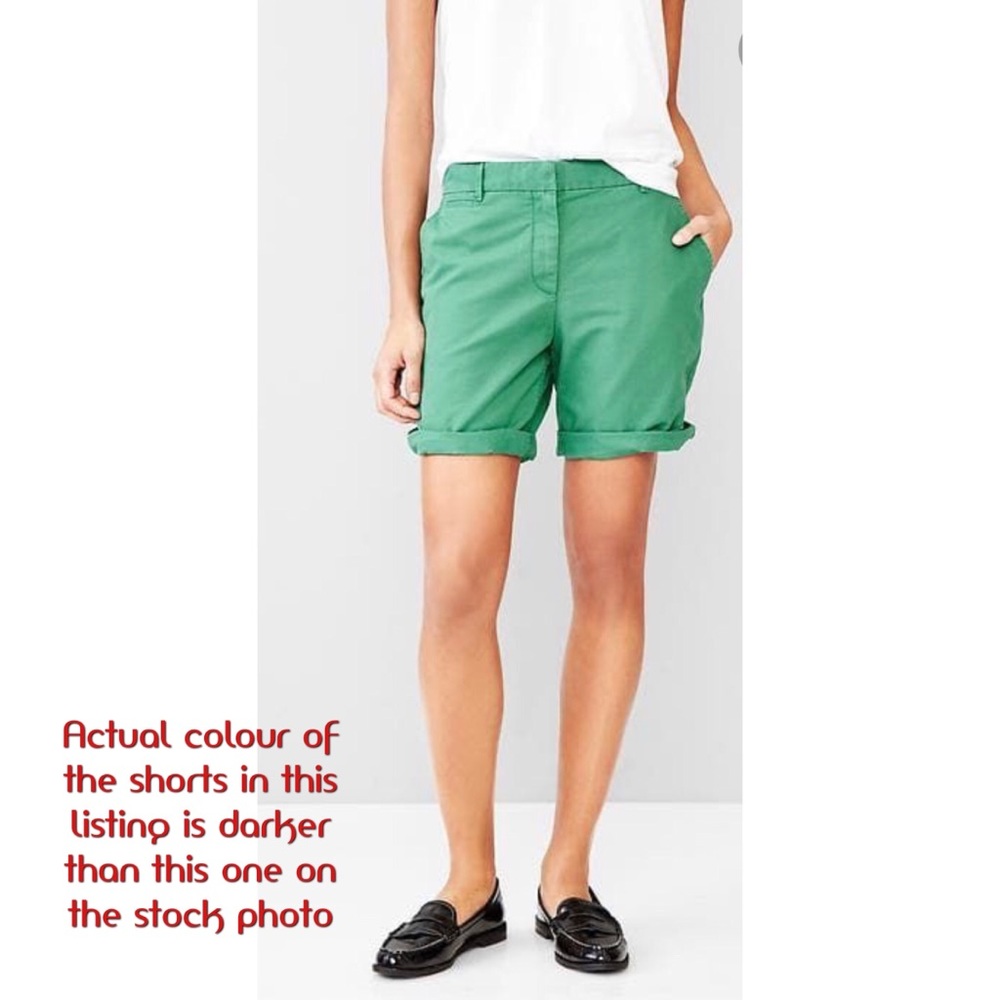 Gap Boyfriend Roll-up Khaki Shorts